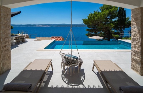 Stanici Villa | Beachfront Villa Nino, 5 bedroom villa with heated pool in Stanići
