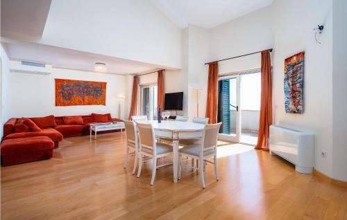Donji Kraj Apartment | Beautiful Apartment In Moscenicka Draga With Wifi