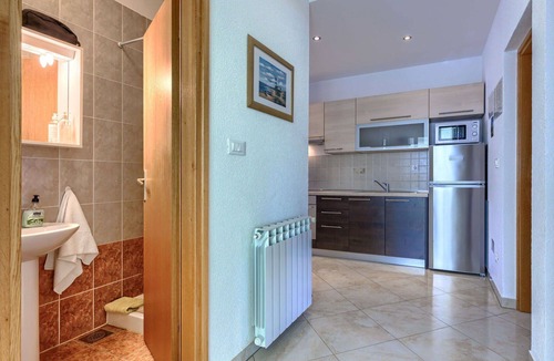Cancini Apartment | Beautiful apartment for 4 people with A/C, WIFI, TV, terrace and parking