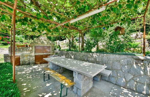 Icici Apartment | Beautiful apartment for 2 guests with A/C, WIFI, TV, terrace and pets allowed
