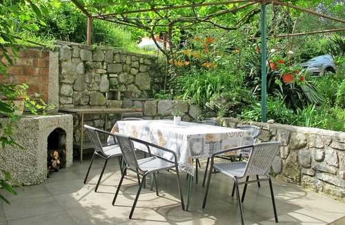 Mosenice Apartment | Beautiful apartment for 4 guests with A/C, WIFI, TV and terrace