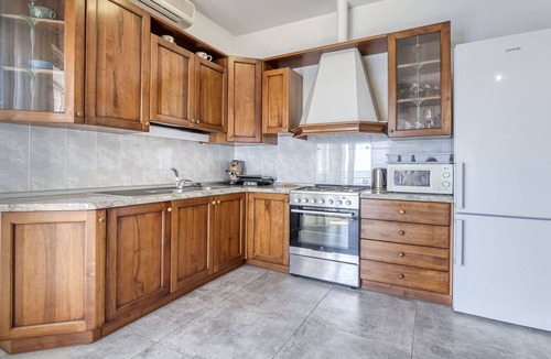 Medveja Apartment | Beautiful apartment for 6 guests with A/C, WIFI, TV and patio