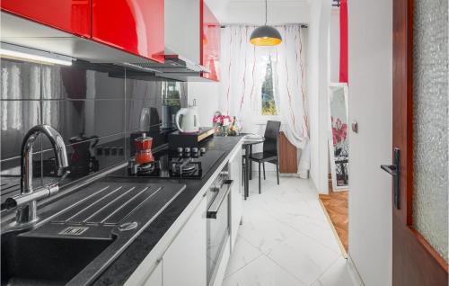 Finida Apartment | Beautiful Apartment In Finida With Wifi