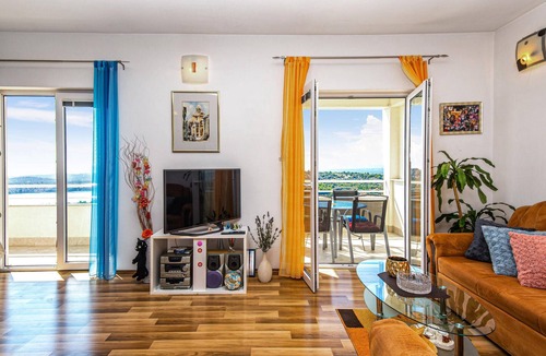 Meterize Apartment | Beautiful apartment in Sibenik with WiFi