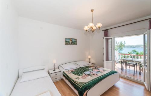 Kustici Apartment | Beautiful Apartment In Kustici