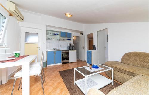 Labin Apartment | Beautiful Apartment In Labin