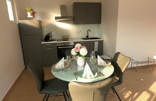Bilice House | Beautiful holiday home with pool and sea views