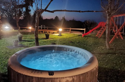 Sveti Ivan Zelina House | Beautiful home in Sveti Ivan Zelina with sauna