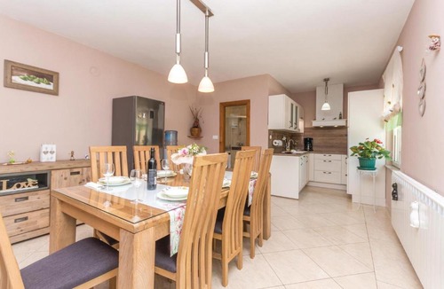 Donje Rastane House | Beautiful Home In Sveti Filip I Jakov With House A Panoramic View