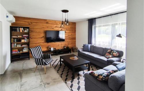 Sveti Ivan Zabno House | Beautiful Home In Sveti Ivan Zabno With Sauna