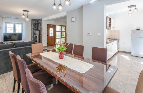 Brestovac House | Beautiful home in Brestovac with sauna