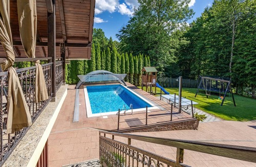 Brestovac House | Beautiful home in Brestovac with sauna