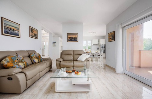 Bibali House | Beautiful home in Buje