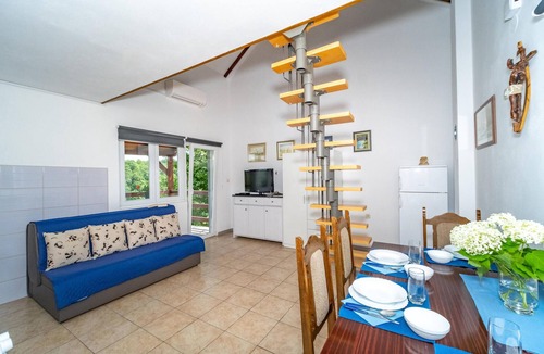 Generalski Stol House | Beautiful home in Duga Resa with WiFi