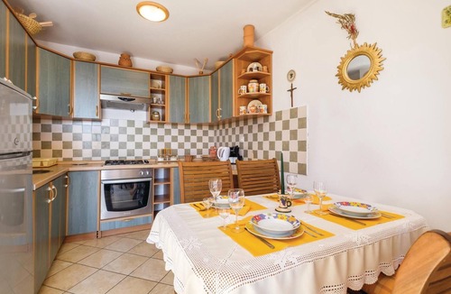 Breznik Plesivicki House | Beautiful home in Jastrebarsko with WiFi
