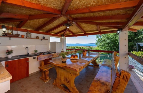 Kastel Luksic House | Beautiful home in Kastel Luksic