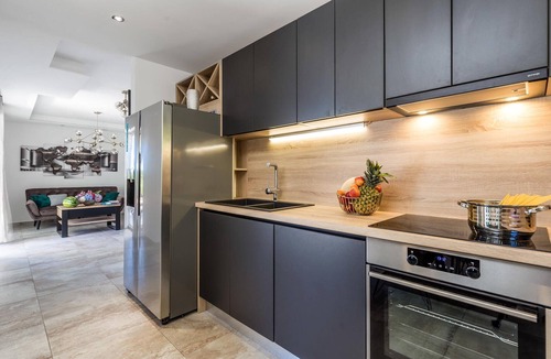 Veprinac House | Beautiful home in Icici