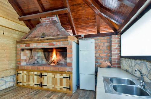 Varazdinske Toplice House | Beautiful home in Jalzabet with sauna
