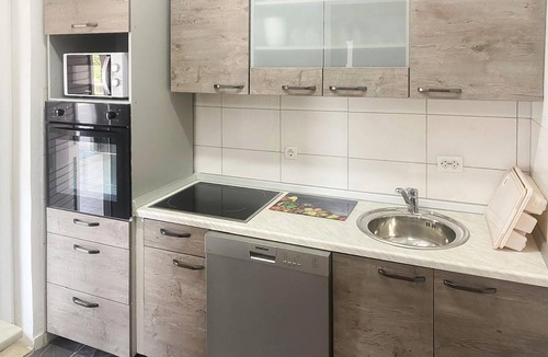 Sibenik House | Beautiful home in Konjevrate