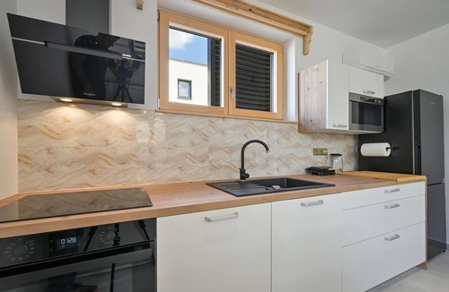 Veliko Trojstvo House | Beautiful home in Maglenca with sauna