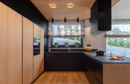 Martinski House | Beautiful home in Nedescina with sauna