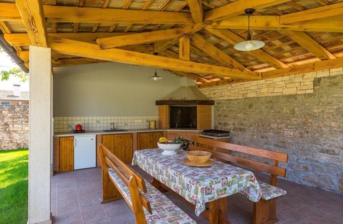 Heki House | Beautiful home in Pazin