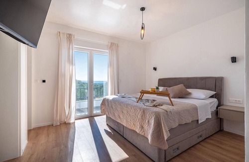 Polaca House | Beautiful home in Polaca with sauna