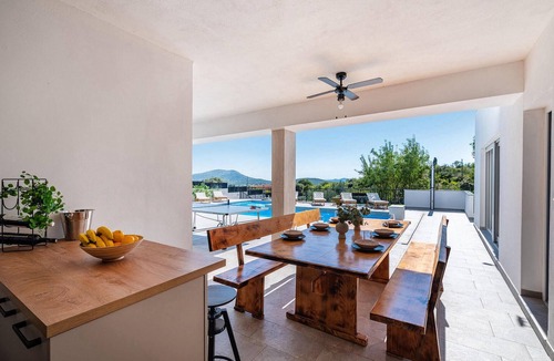 Polaca House | Beautiful home in Polaca with sauna