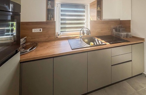 Hum na Sutli House | Beautiful home in Poredje with sauna