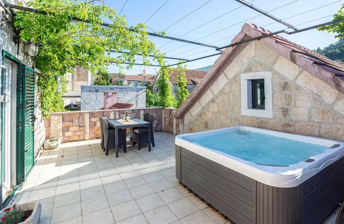 Sinj House | Beautiful home in Sinj