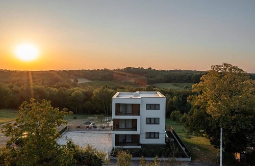Ivanic-Grad House | Beautiful home in Sumecani with sauna