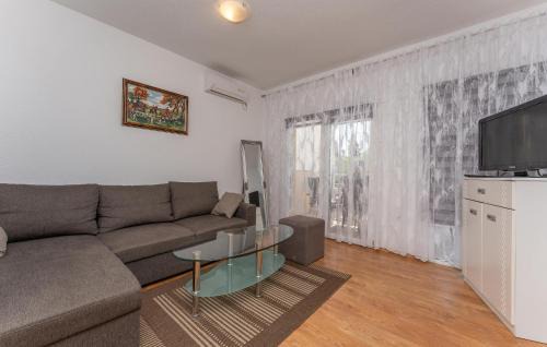 Sveti Petar Apartment | Beautiful Home In Svpetar Na Moru With Wifi