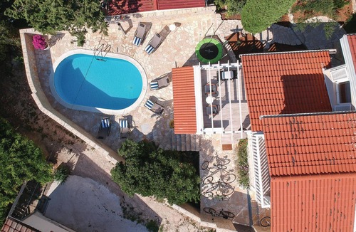 Vrboska House | Beautiful home in Vrboska