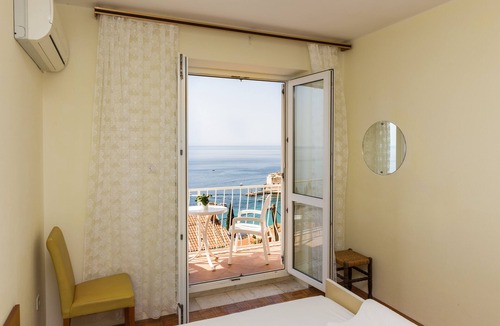 Ploce Apartment | Beautiful Nest Rooms - 1Bedroom Suite,Balcony, Sea view