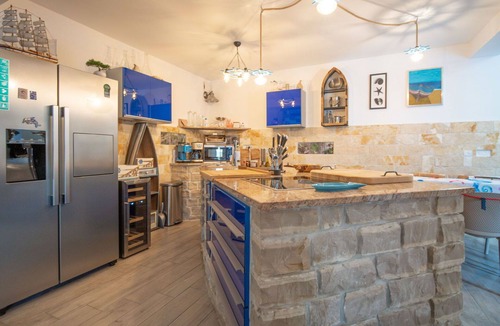 Novi Vinodolski Villa | Beautiful private villa for 8 people with hot tub, WIFI, private pool, A/C, TV and terrace