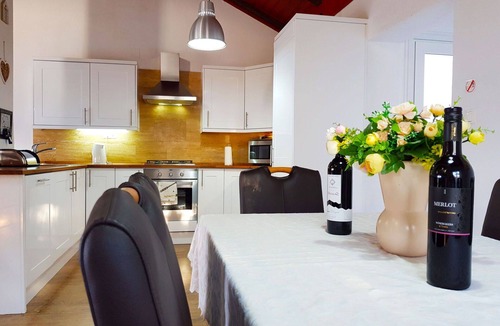 Prigradica House | Beautiful private villa for 6 people with A/C, private pool, WIFI, TV and terrace