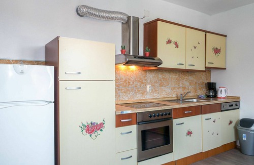 Cesarica House | Beautiful private villa for 12 people with WIFI, private pool, A/C, TV and terrace