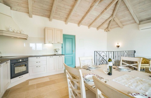 Buzet House | Beautiful private villa for 14 people with WIFI, A/C, private pool, TV and terrace