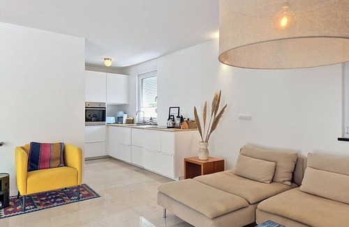 Fiorini House | Beautiful private villa for 10 guests with A/C, private pool, WIFI, TV and terrace