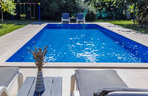 Murine House | Beautiful private villa for 8 people with A/C, private pool, WIFI, TV and terrace
