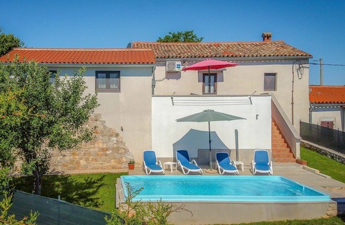 Gracisce House | Beautiful private villa for 6 guests with private pool, A/C, WIFI, TV and terrace