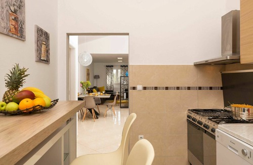 Prodol House | Beautiful private villa for 8 guests with WIFI, private pool, A/C, TV and terrace