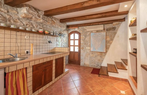 Zagore House | Beautiful private villa for 8 people with WIFI, private pool, A/C, TV, terrace and panoramic view