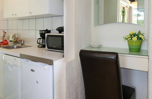Medveja House | Beautiful private villa for 5 people with A/C, WIFI, pool, TV and terrace