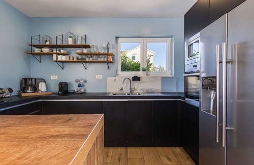 Zaton Villa | Beautiful private villa for 8 people with A/C, private pool, WIFI, hot tub, TV and patio
