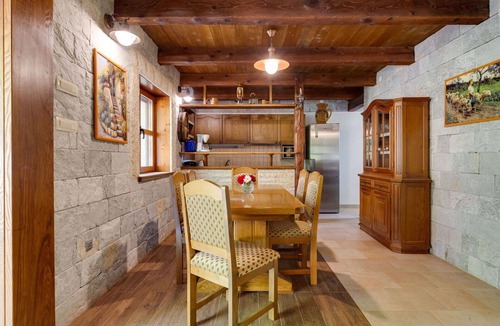 Stankovci House | Beautiful private villa for 8 people with A/C, WIFI, private pool, TV and patio