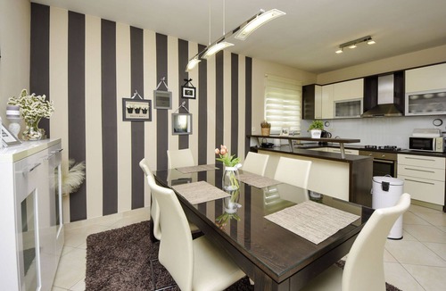Smilcic House | Beautiful private villa for 6 guests with WIFI, private pool, A/C, TV and terrace