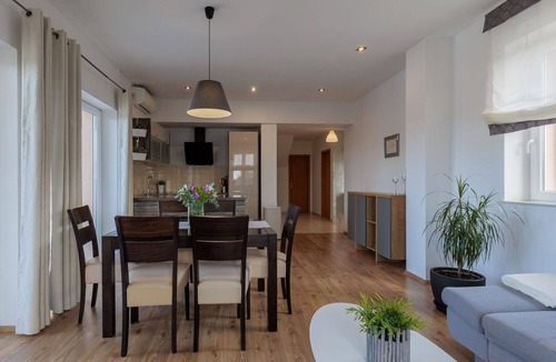Lovinac House | Beautiful private villa for 6 guests with A/C, private pool, WIFI, TV and terrace