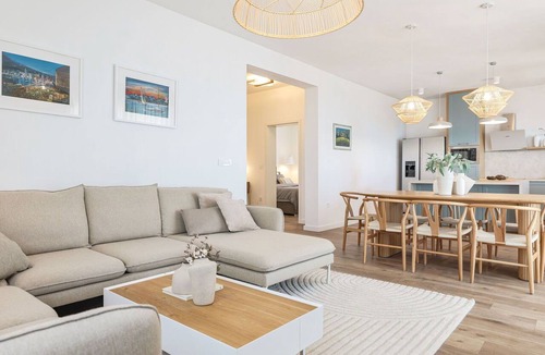 Maslenica Villa | Beautiful private villa for 9 guests with WIFI, private pool, A/C, TV and terrace