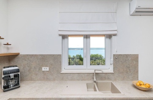 Maslenica Villa | Beautiful private villa for 9 guests with WIFI, private pool, A/C, TV and terrace